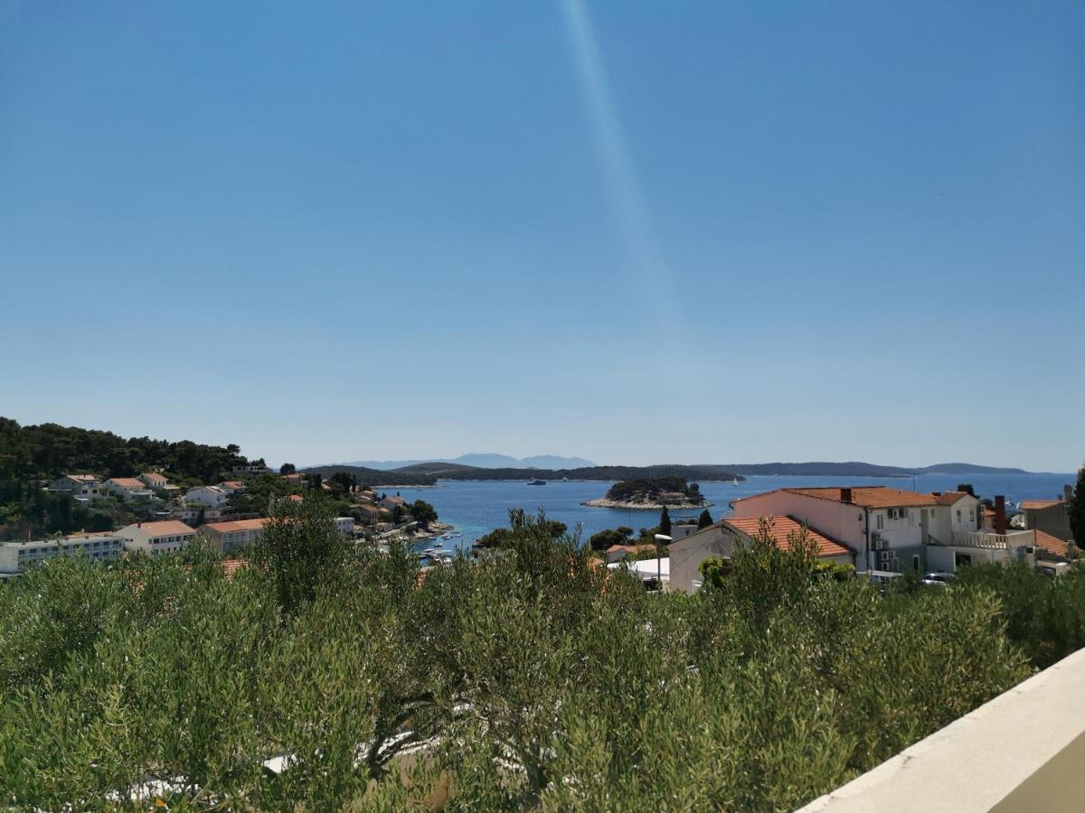Apartment Buzolic Hvar Town Buitenkant foto